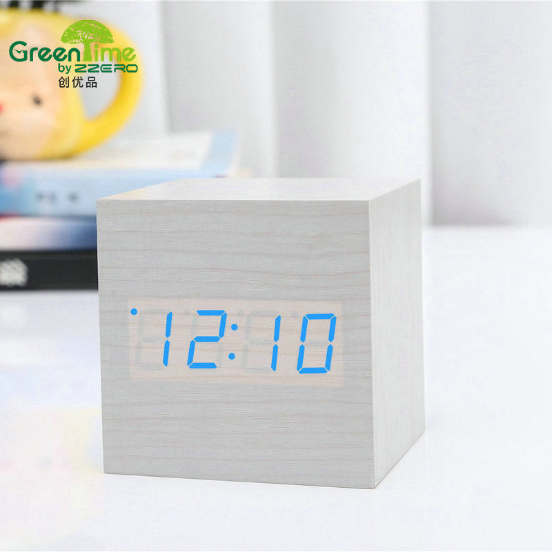 Minimalist Cube shaped sound-sensitive wooden digital clock with temperature display - Minihomy