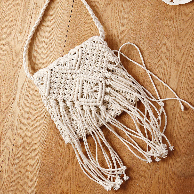 Women's Retro Tassel Crossbody Straw Bag