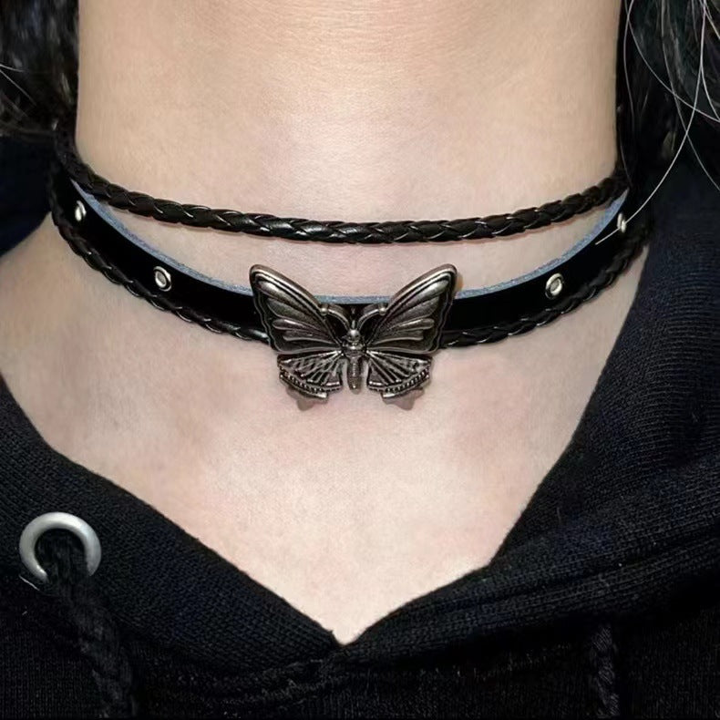 Y2g Butterfly Necklace Black Niche