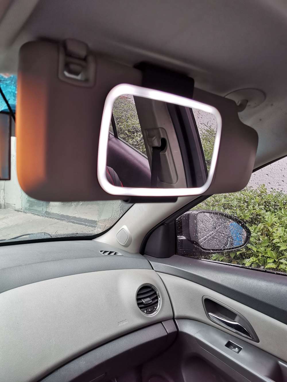 LED Car Makeup Mirror: Brighten Up Your Drive - Minihomy