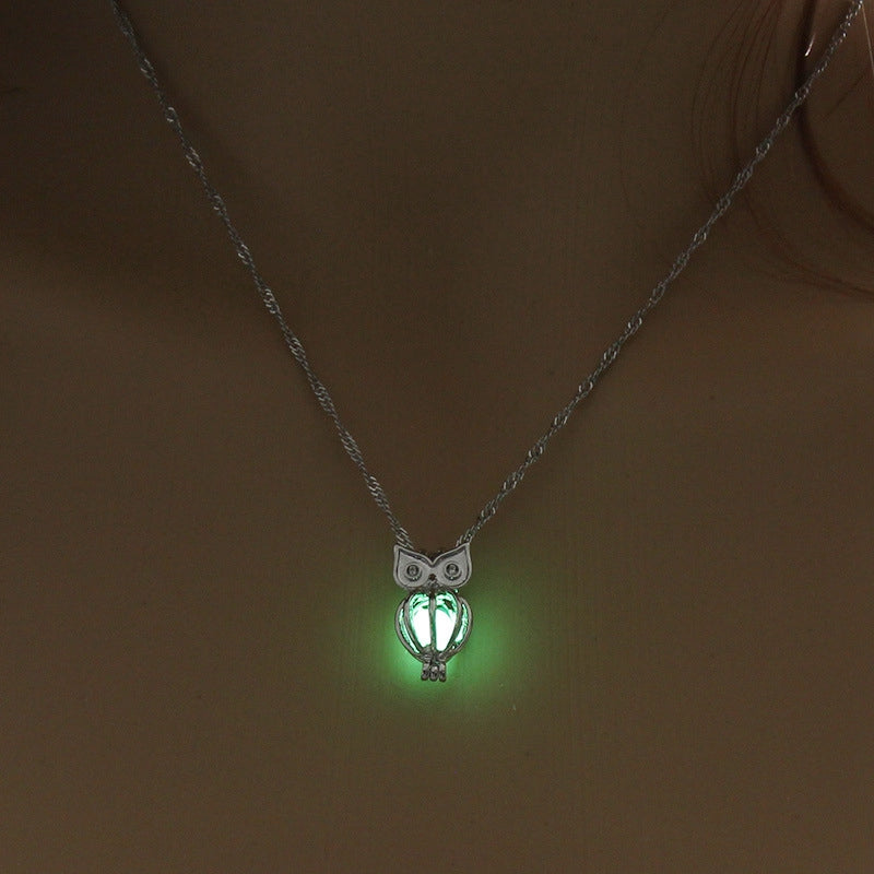 Glow In The Dark lotus Flower Shaped Pendant Necklace For Women Jewelry - Minihomy