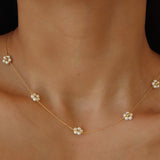 Simple Pearls Flower Necklace