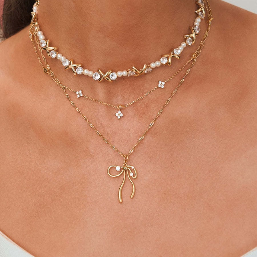 Niche Bone Chain Bow Zircon Sweet Necklace Copper-plated Gold