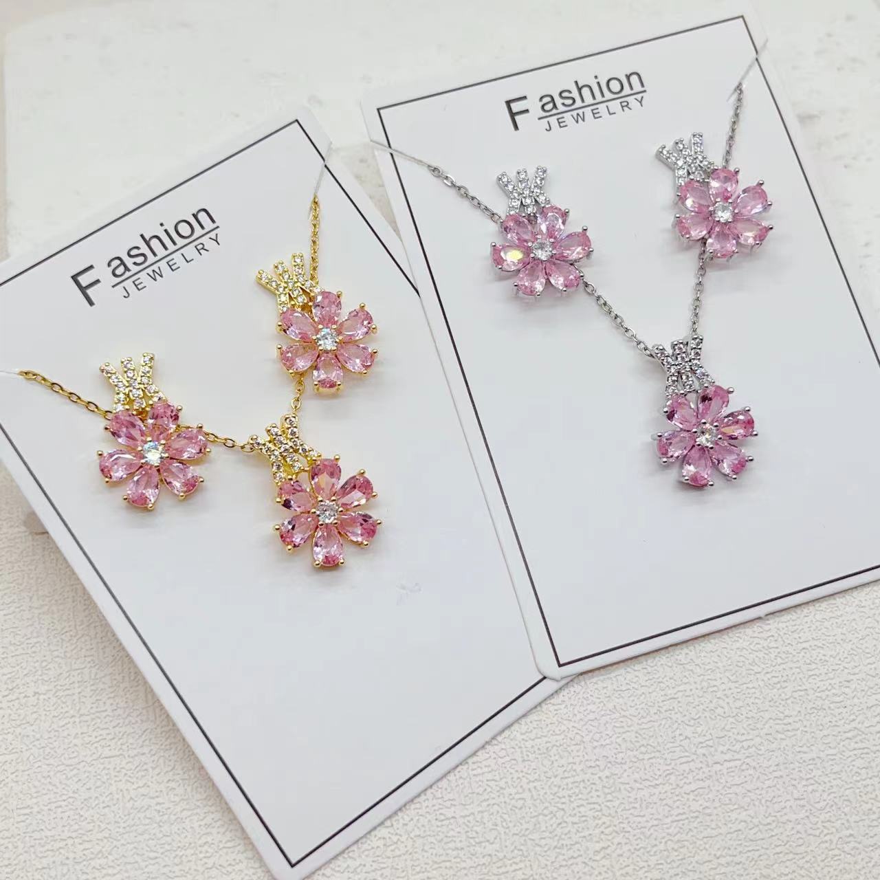 Glamorous Copper Plated Gold Hand Inlaid Pink Water Drop Flower Fashion Necklace and Earrings Set