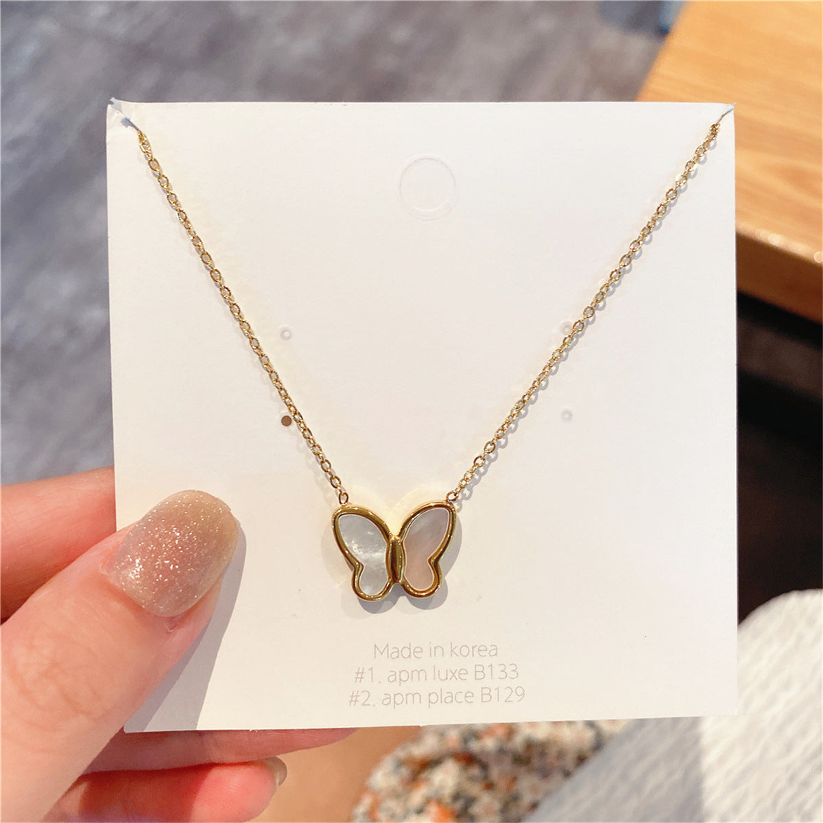 Clavicle Chain Temperament Light Luxury Retro Pendant - Minihomy