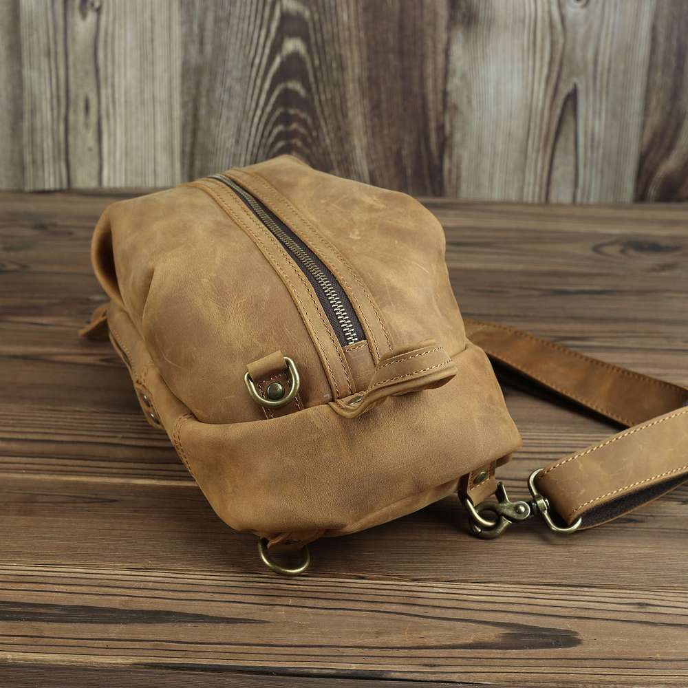 Large-capacity First Layer Retro Cowhide Bag - Minihomy