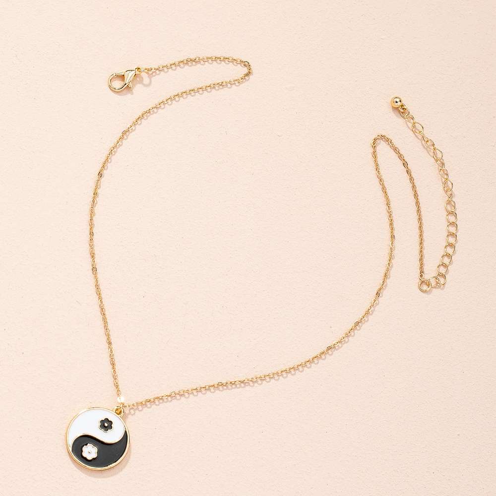 Chinese Style Gossip Necklace Female Tai Pendant Clavicle Chain Accessories - Minihomy