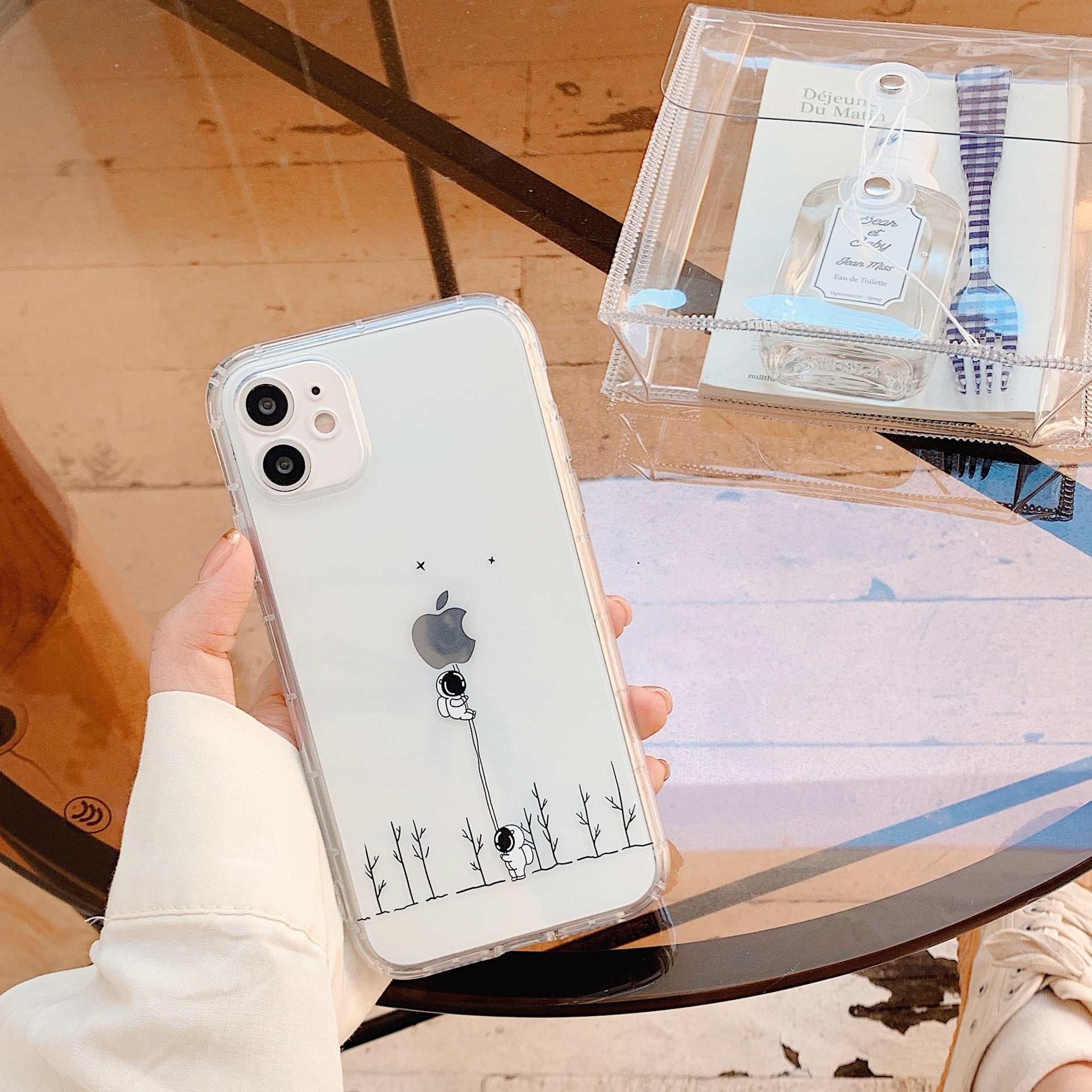 Creative Spaceman Transparent Cute Phone Case - Minihomy