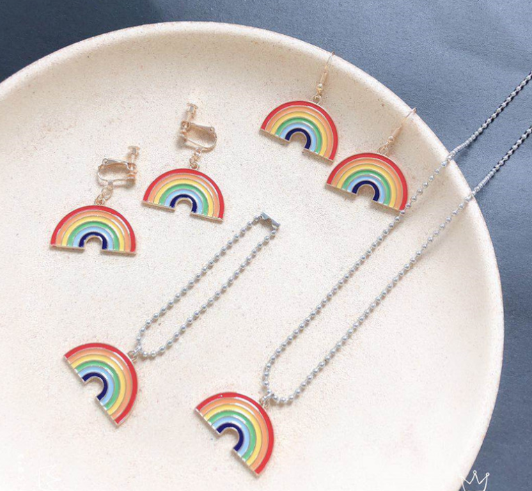 Geometry Fashion Vintage Unisex Unique Taste and Cute Rainbow Necklace - Minihomy