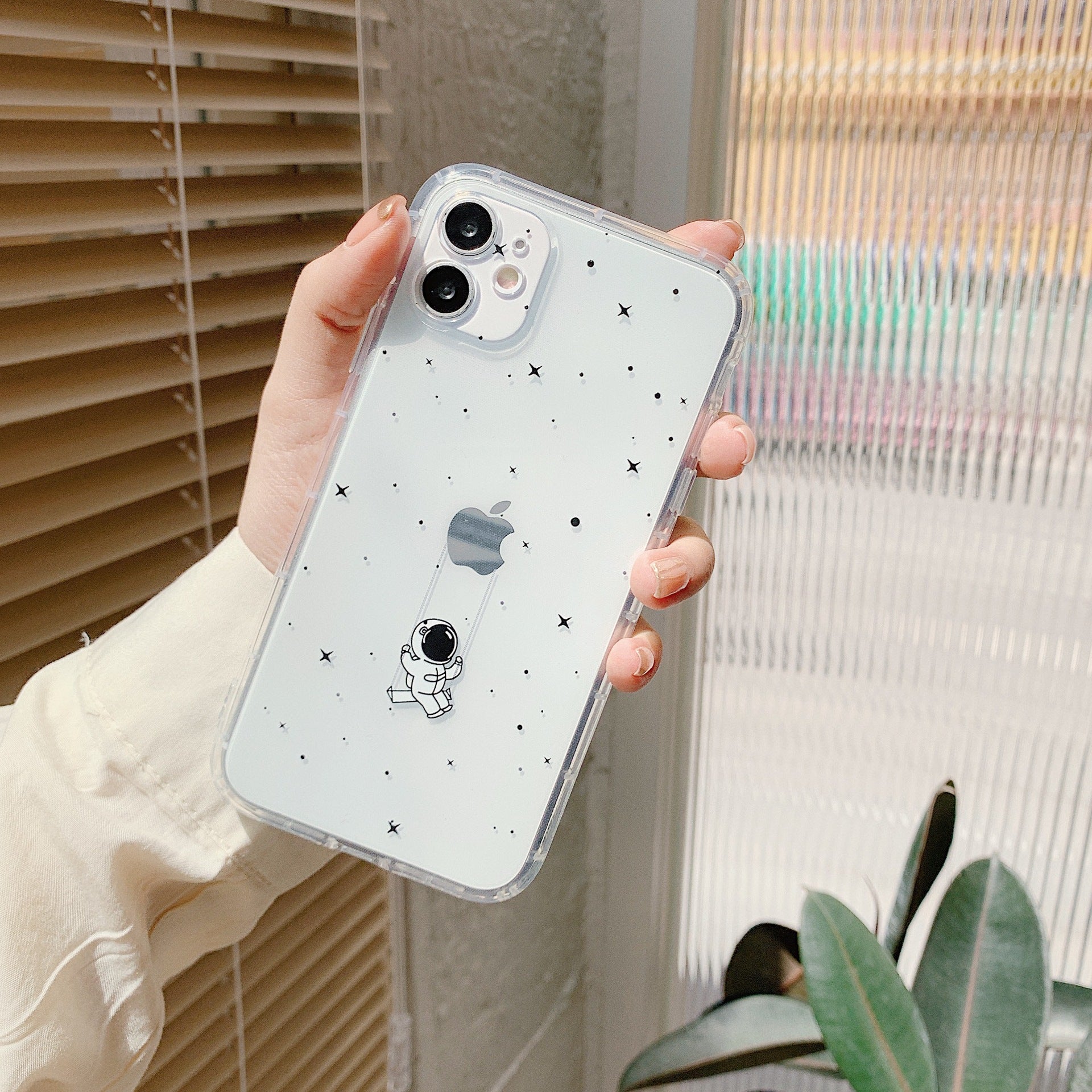 Creative Spaceman Transparent Cute Phone Case - Minihomy