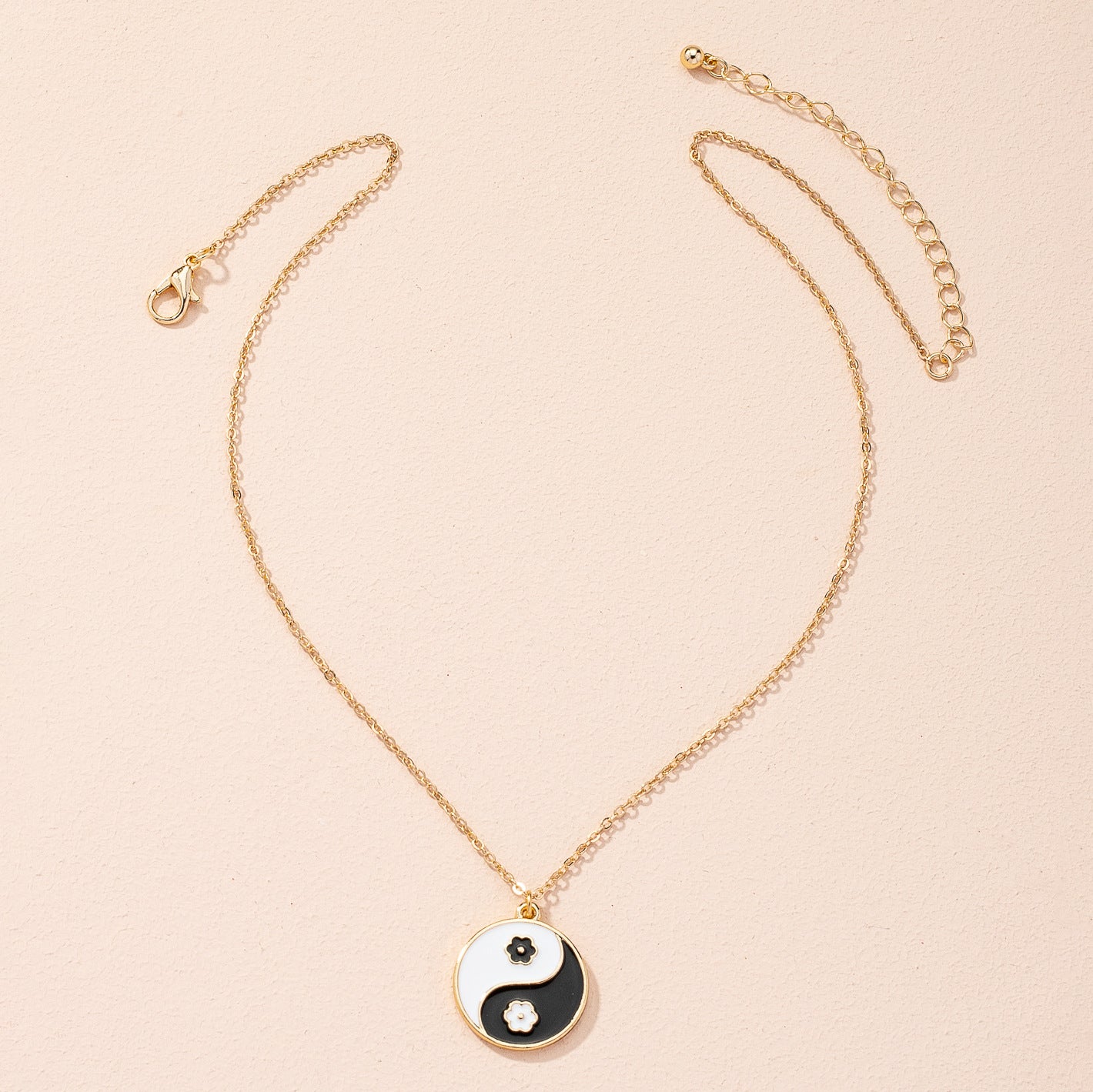 Chinese Style Gossip Necklace Female Tai Pendant Clavicle Chain Accessories