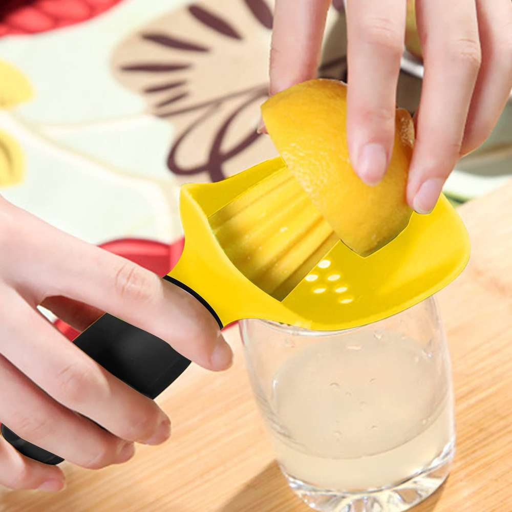 Creative Kitchen Gadget Manual Juicer